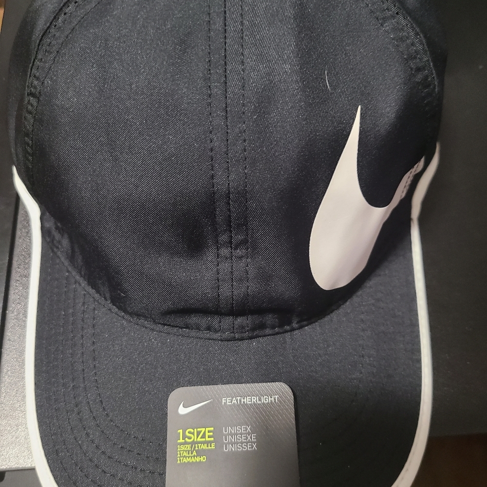 New dri-fit Nike running cap